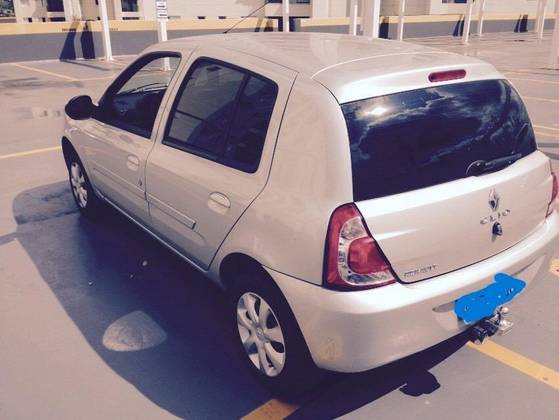 RENAULT CLIO 1.0 EXPRESSION 16V FLEX 4P MANUAL